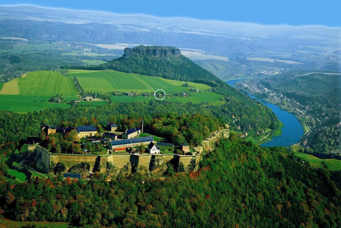 Panoramahotel Lilienstein Königstein Extérieur photo